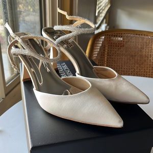 COPY - Badgley Mischka Kamilah heels